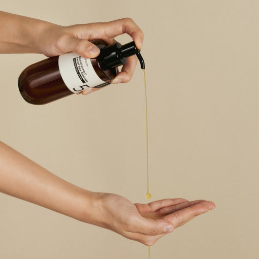 No.5 Glutathione C Facial Spa Cleanser 200ml, numbuzin numbuzin Cleansing Milk & Gel