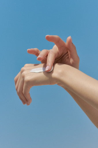Oil Control Light Sunscreen SPF50+ PA++++ 40ml, celimax celimax Sunscreen