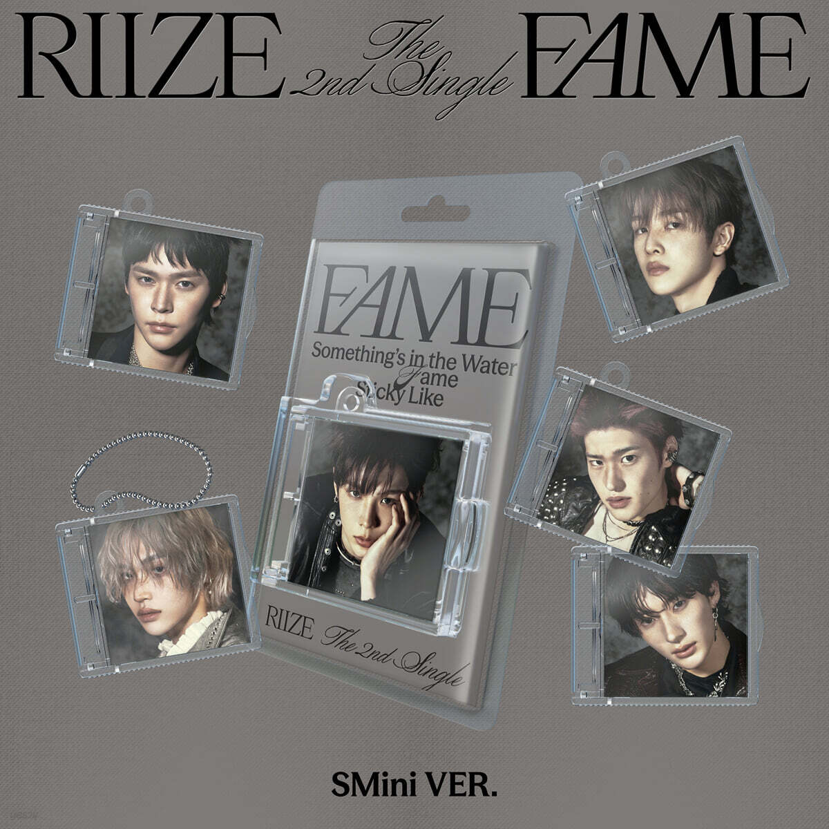 RIIZE - 2nd Single Album Fame (SMini Ver.) (Smart Album) (Random Ver.) RIIZE Merch Set