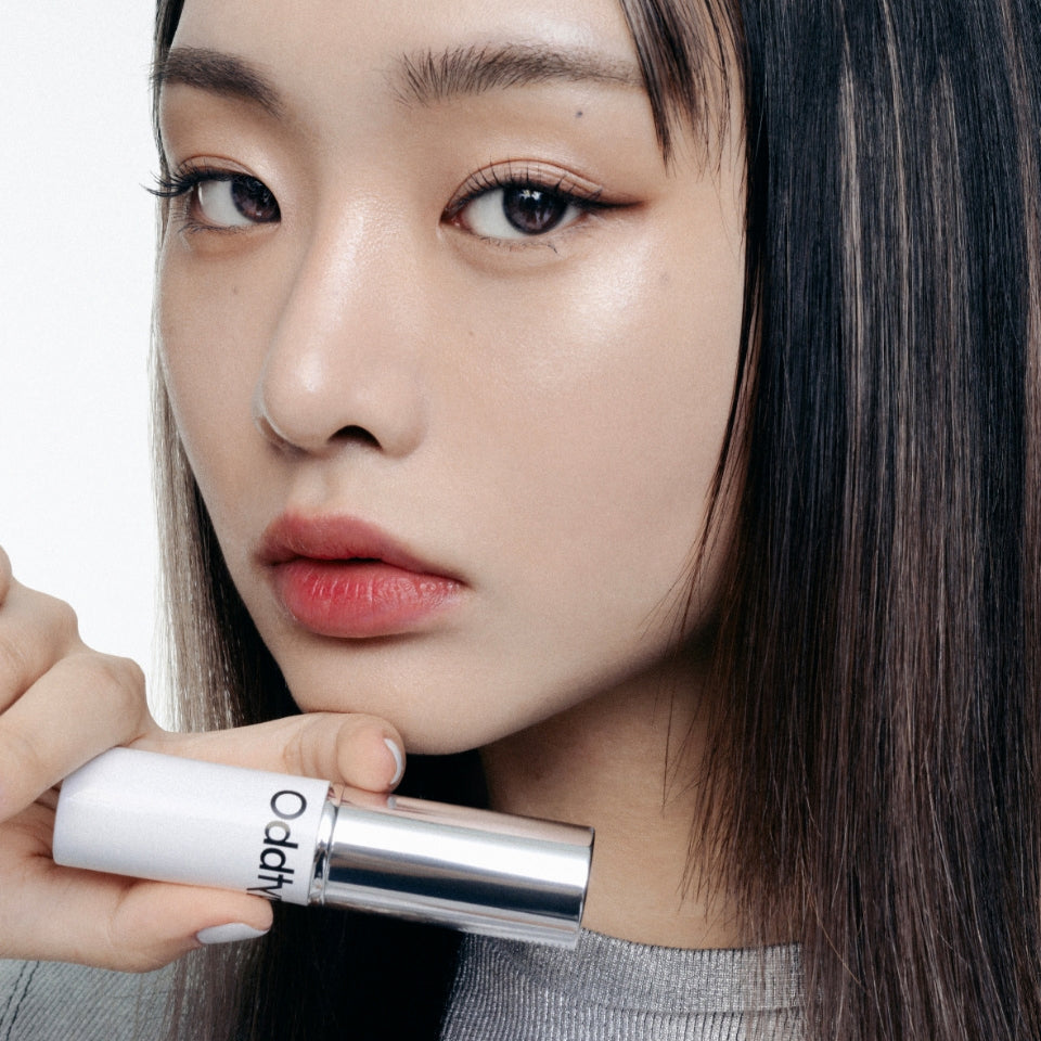 Unveiled Skin Highlighter, Oddtype Oddtype Face Highlighter