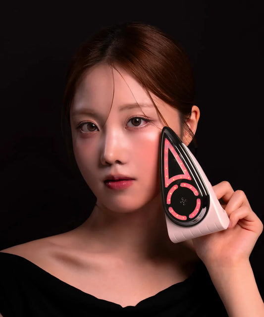 [Cellology] CELLNEWMER IRON (4-in-1 Total Care Device)-1