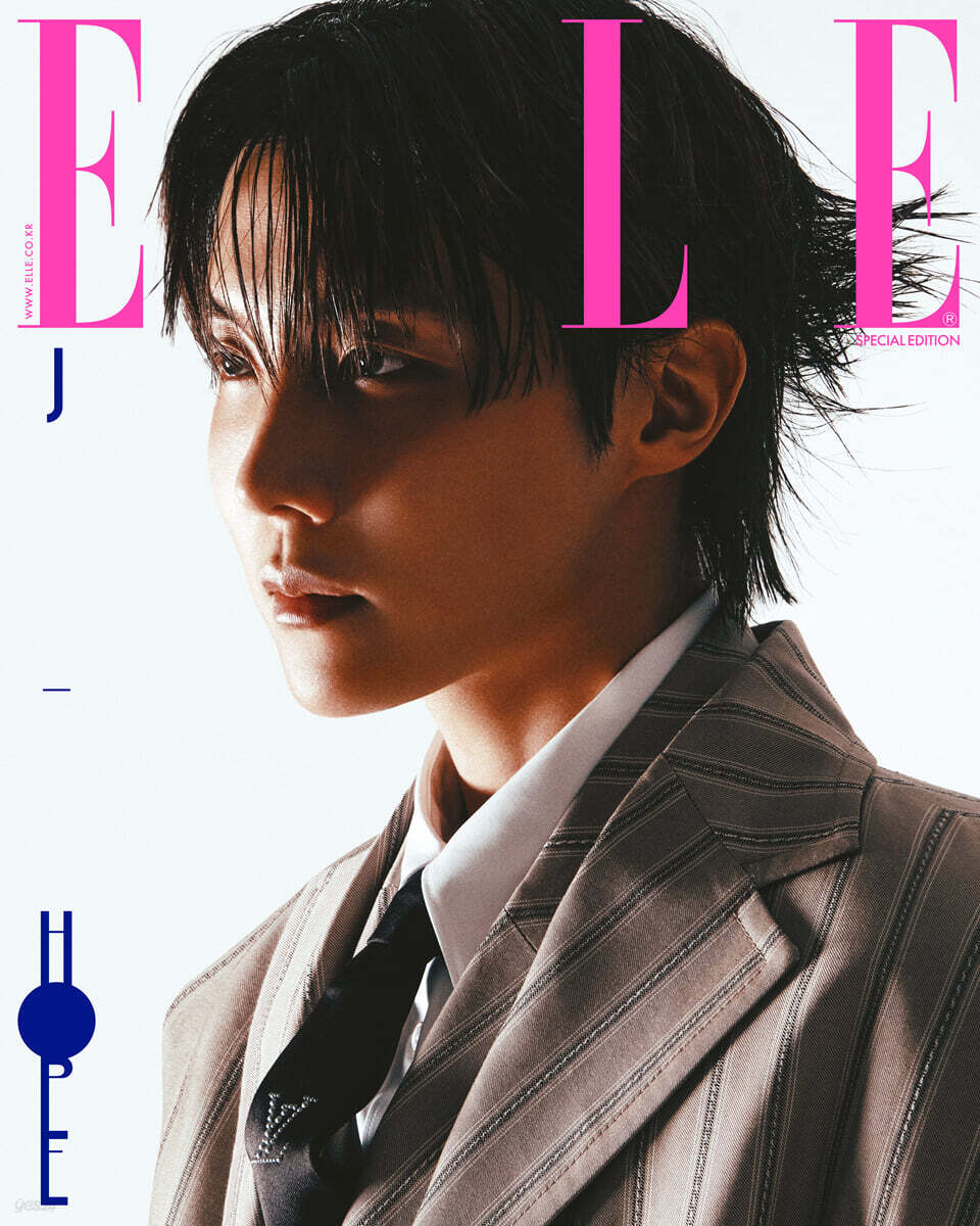 ELLE KOREA MAGAZINE SPECIAL EDITION 2025.12 (COVER : BTS J-HOPE) BTS Magazine