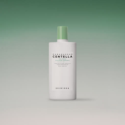 MADAGASCAR CENTELLA TEA-TRICA SOOTHING SUN MILK SPF 50+ PA++++ 50ml, SKIN1004 SKIN1004 Sunscreen
