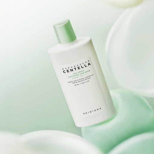 MADAGASCAR CENTELLA TEA-TRICA SOOTHING SUN MILK SPF 50+ PA++++ 50ml, SKIN1004 SKIN1004 Sunscreen
