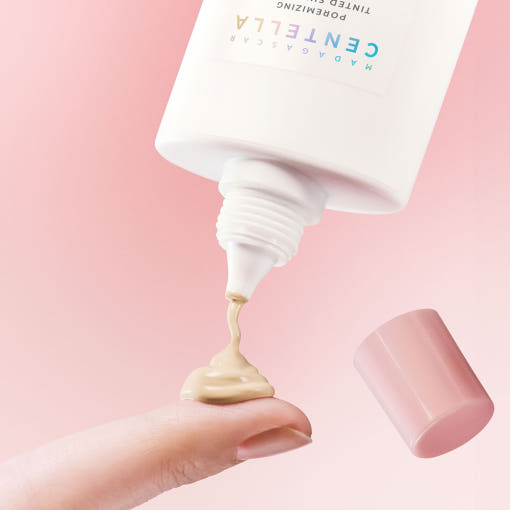 Madagascar Centella Poremizing Tinted Sunscreen SPF 50+ PA++++ 50ml, SKIN1004 SKIN1004 Sunscreen