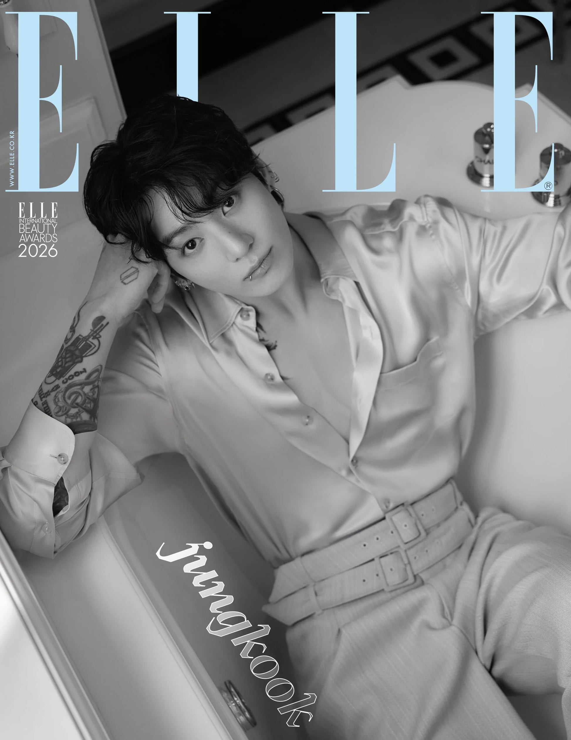 [PRE-ORDER] ELLE KOREA MAGAZINE 2026.01 (COVER : BTS JUNG KOOK) BTS Magazine