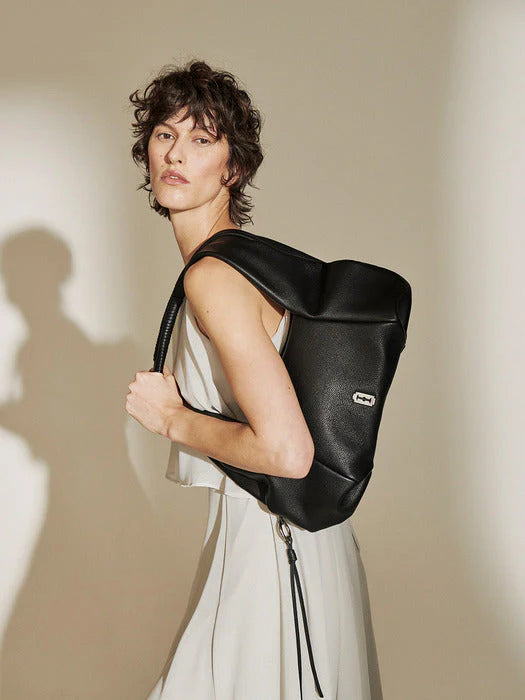 vunque Halfmoon En Haut Hobo Bag M 